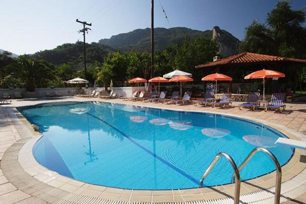 Poseidon Apartments Айос-Гордіос Екстер'єр фото